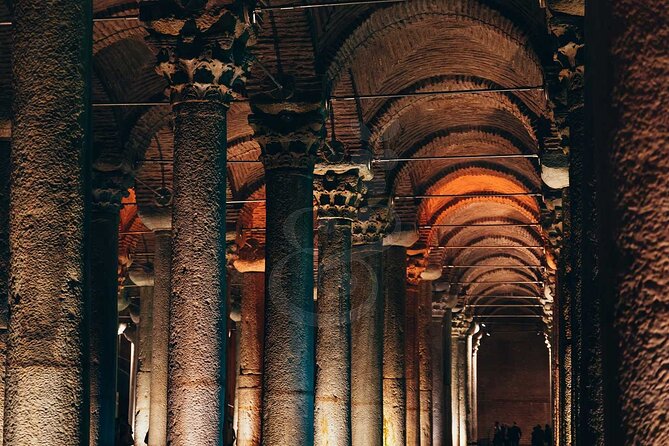 1 Istanbul Tour: Highlights, Street Food & Hidden Pearls - Hagia Sophia Grand Mosque: The Moment the Route Peaks