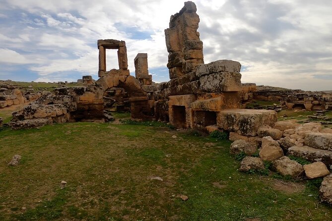 1 Night and 2 Days Private Gobeklitepe Tour from Istanbul - Balıklıgöl, Abraham Pool, and the Cave of Abraham