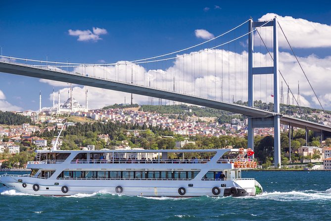 2 Continents Tour incl. Beylerbeyi Palace [full-day] - Çamlıca Hill: a 50-minute view that resets your brain
