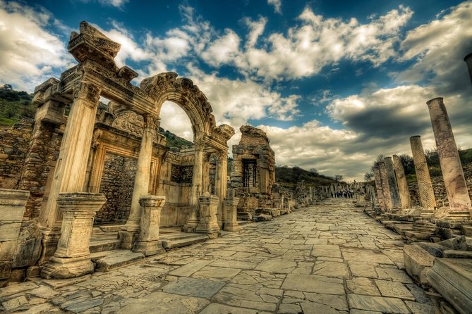 2-Day Ephesus and Pamukkale Tour From Istanbul - Ephesus day: walking the UNESCO complex with a real guide