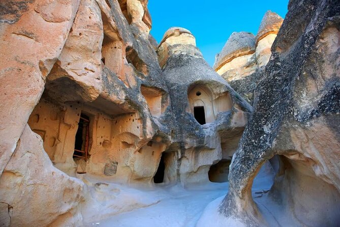 2 Days Cappadocia Tour from Istanbul and Hot Air Balloon Flight - Pigeon Valley: The Ending View With A Practical Local Story