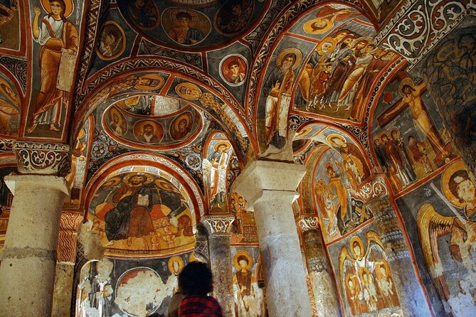 2 Days of Cappadocia Tour from Istanbul by Plane - The guide experience: clear explanations, plus help with the sales pressure