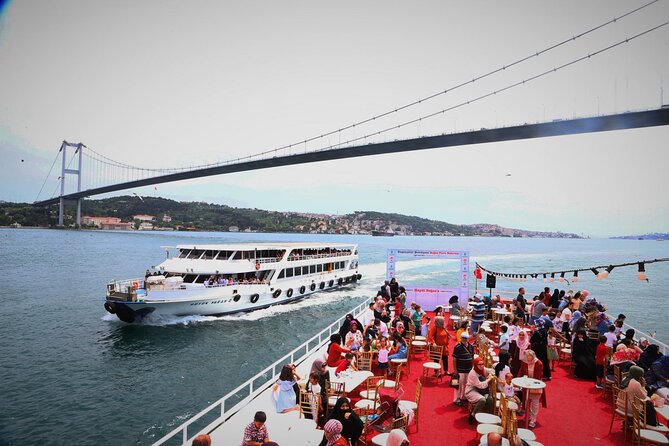 2-Hour Bosphorus Cruise in Istanbul with Guide - Should you book the 2-hour Bosphorus Cruise with a guide?