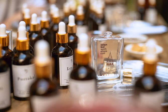2 Hours Perfume Making Workshop in Istanbul - Naming your scent and designing a custom label
