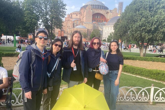 2 Hours Walking Tour Through Istanbul's Old City - Hagia Sophia area: focus on the dome and mosaics