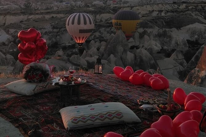 3 Days Cappadocia Tour From Istanbul With Optional Balloon Ride - Day 3: Underground defenses, castle views, and the valley circuit to end in Avanos pottery
