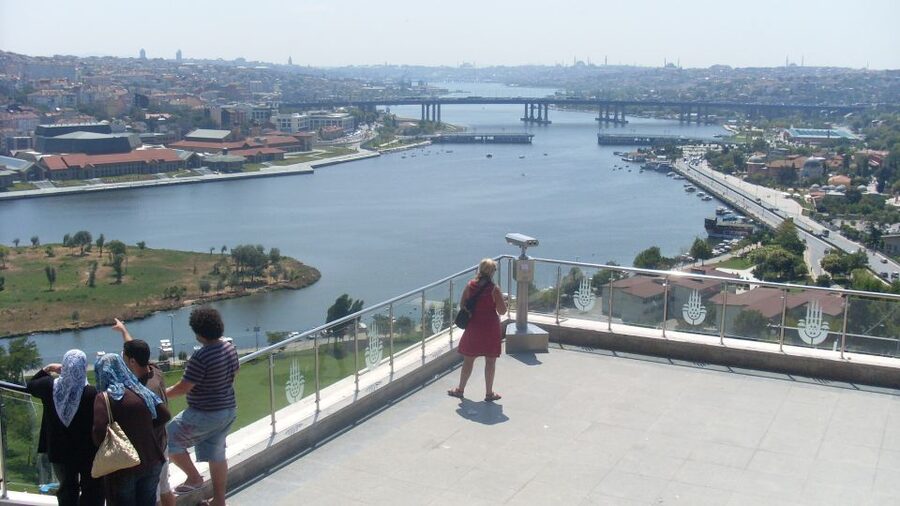 3-Hour Boat Tour with 1 hour break on the Asian Side - The return sail: Beylerbeyi Palace, Rumeli Fortress, Arnavutköy, and Bebek