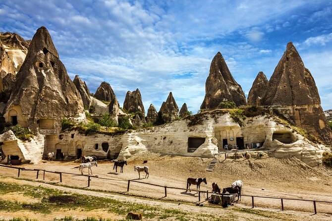 4 Day Cappadocia and Gobeklitepe Private Tour from Istanbul - The balloon question: what’s included and what’s not