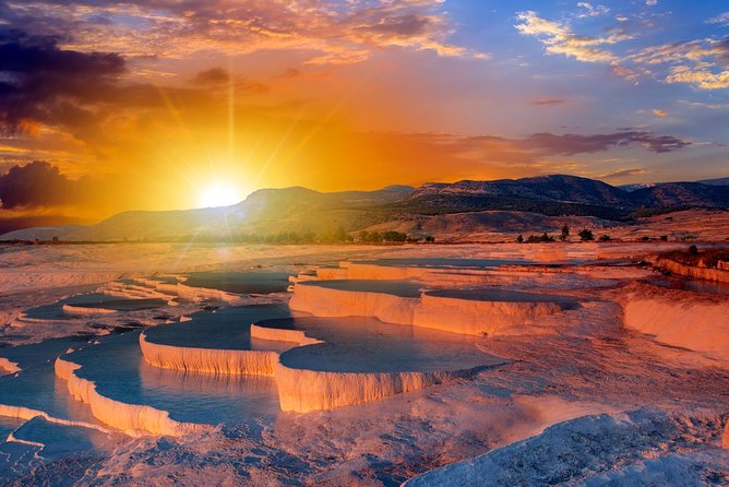 5-Day Best of Cappadocia, Pamukkale and Ephesus - Your cave-hotel nights in Cappadocia: the charm comes with practical limits