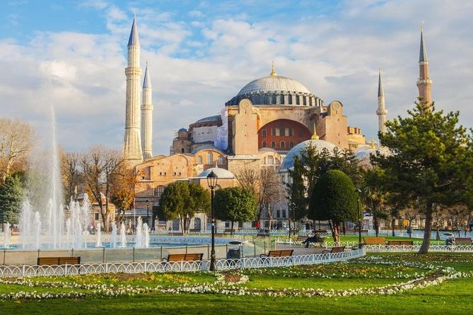 8 days by flights Istanbul Cappadocia Konya Ephesus Max 10 pax - Cappadocia’s valleys, pottery hands-on, and rock churches