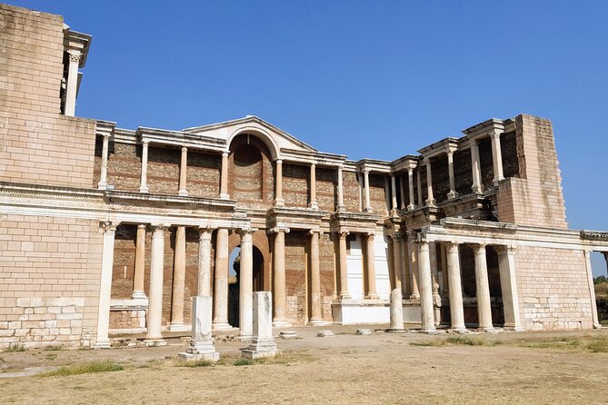 8 Days Seven Churches of Revelation MINI Group Tour including Istanbul - Day 4: Pergamon (Bergama), Thyatira (Tepe Mezari), and Smyrna (with a panoramic ride)
