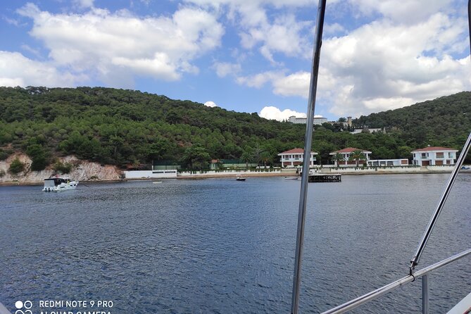 8-Hours Private Swimming Luxury Yacht Cruise to Princes' Island - Swimming and lounging: the day’s real payoff