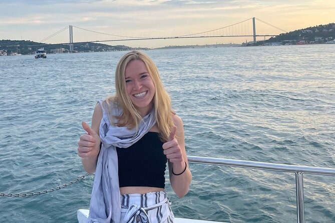 Afternoon Bosphorus Cruise Luxury Yacht with Professional Guide - A 2-hour luxury yacht cruise that actually feels worth the money
