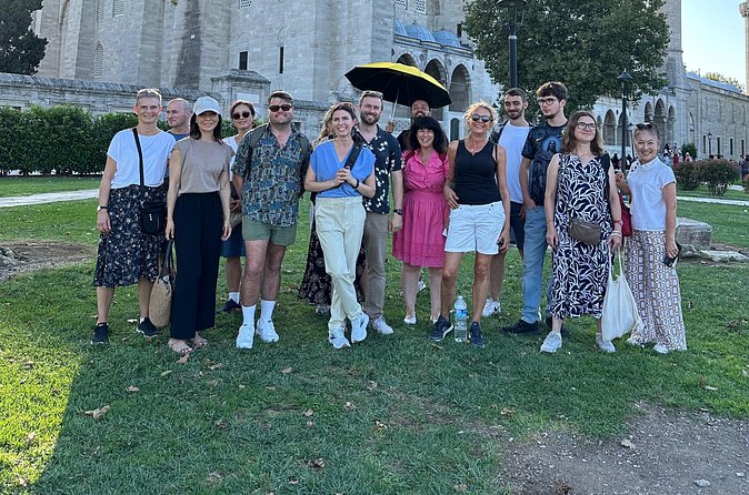 Alternative Tour; Daily Life, Customs, Stories - Tip Based Tour - Beyazıt Mosque and Beyazıt Square: How People Pray and Protest