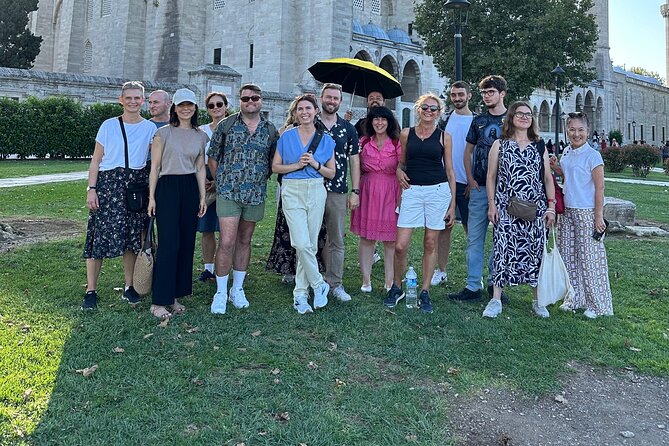 Alternative Tour; Daily Life, Customs, Stories - Tip Based Tour - Istanbul University Reçtörlük Area: Education, Economy, and Healthcare Without Lectures
