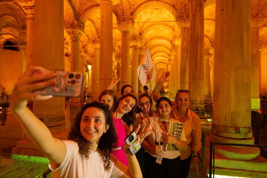 Basilica Cistern Guided Tour & Blue Mosque Audio Guide - Who Should Book This Tour, and Who Might Skip It