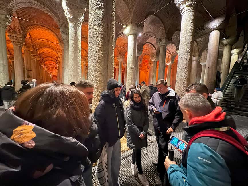 Basilica Cistern, Hagia Sophia, Blue Mosque & Topkapi Palace - Topkapi Palace: Ottoman power in stone, plus photo energy