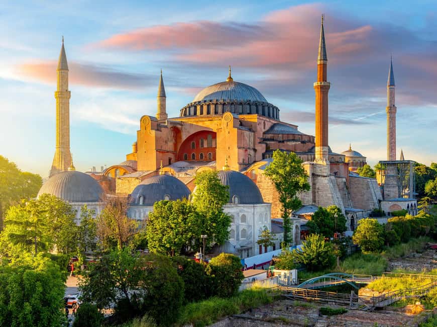 Basilica Cistern, Hagia Sophia & Bosphorus Cruise Tickets - Hagia Sophia Entry With Audio Guide: Dome Scale Meets Real Timing
