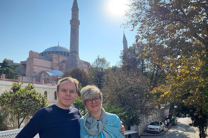 Best of Istanbul 1, 2 or 3-Day Private Guided Istanbul Tour - Pickup and meeting your guide, plus how van service changes things