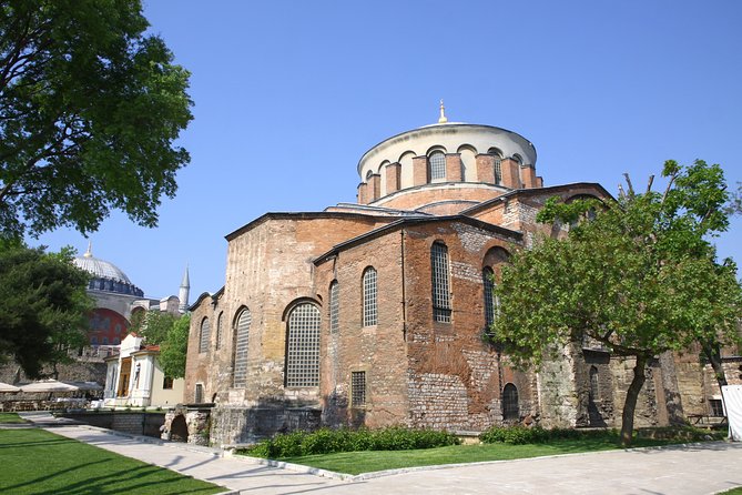 Blue Mosque Sultanahmet Old Town and Hippodrome Walking Tour - How the route makes sense in Sultanahmet