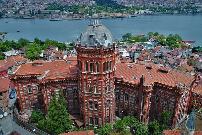 Bohemian Istanbul: Fener and Balat's Charm-Private Walking Tour - Theodosius Land Walls, late antiquity meets daily streets