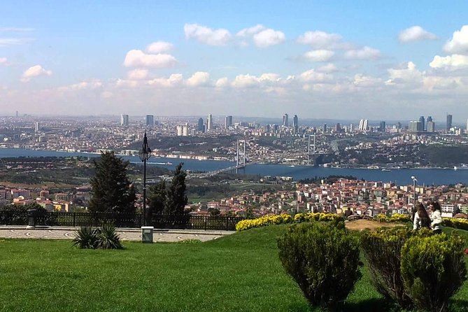 Bosphorus Cruise and Two Continents Tour with Lunch - How the Bosphorus cruise and two-continents idea plays in real life
