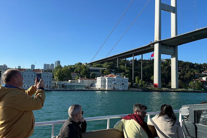 Bosphorus Daytime or Sunset Sightseeing Cruise & Audio Guide - Price and included drinks: why $9 makes sense here