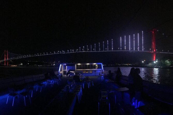 Bosphorus Dinner Cruise Tour With Turkish Night Show - Rumeli Hisarı: Ottoman fortress strategy at the narrowest point