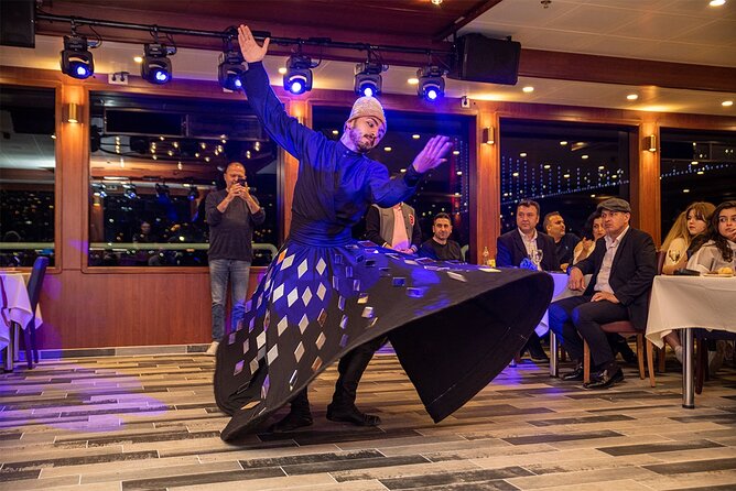Bosphorus Dinner Cruise with Private Table - Private table service: why it feels more comfortable than typical cruises