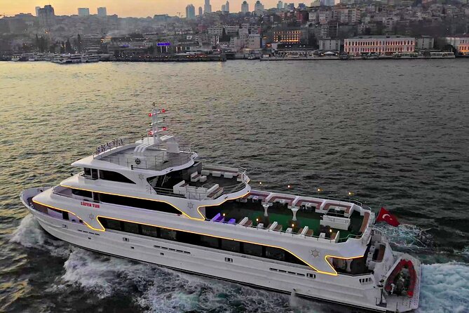 Bosphorus Dinner Cruise with Show and Private Table - Boarding at Kabataş: where the night starts