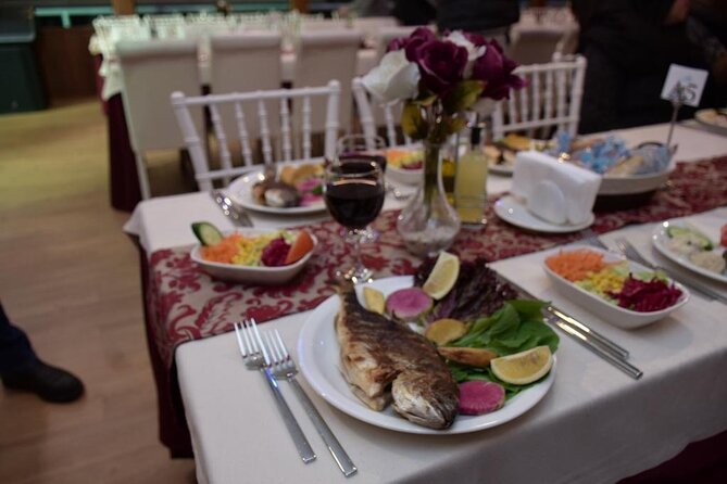 Bosphorus Dinner & Show Cruise (All Inclusive) - The Show on Board: Belly Dancing and Anatolian Folk Music, Plus Visibility