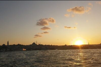 Bosphorus Explorer: 3-Hour Cruise with Asian Side Visit
