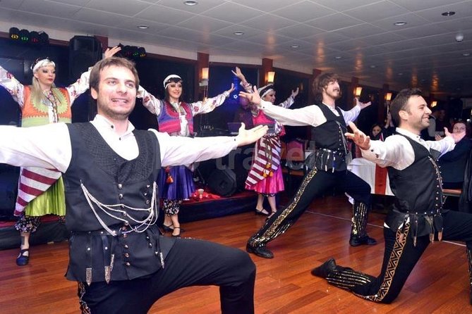 Bosphorus Night Cruise with Dinner, Shows and Party - What You Eat: Turkish Mezze Starter and a Main Choice