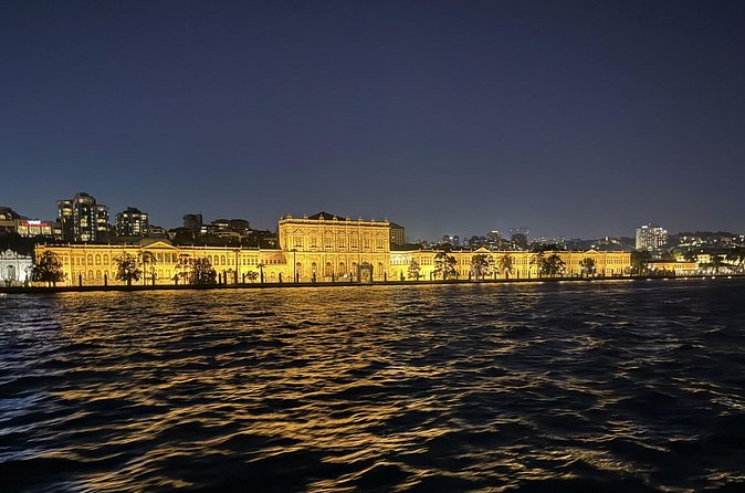 Bosphorus Night Lights: Guided Cruise With Tea and Cookies - Maiden’s Tower on the return: the ending that lands