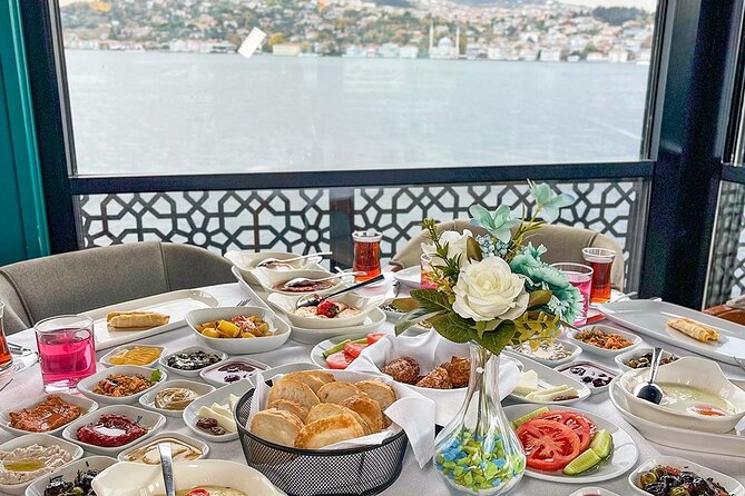 Breakfast Tour on the Bosphorus by Boat - Live music on board: fun for some, loud for others