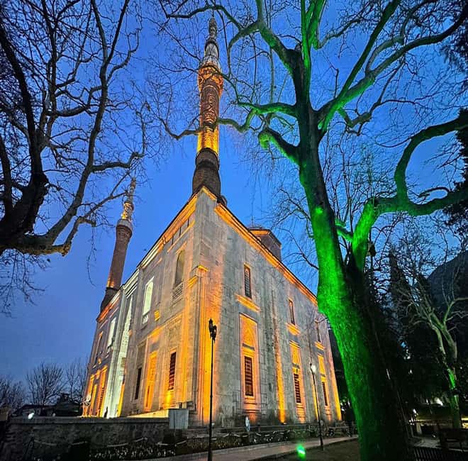 Bursa Uludag Tour with Lunch & ( Cable Car option ) - Getting out of Istanbul: ferry or Osmangazi Bridge, then straight to Bursa