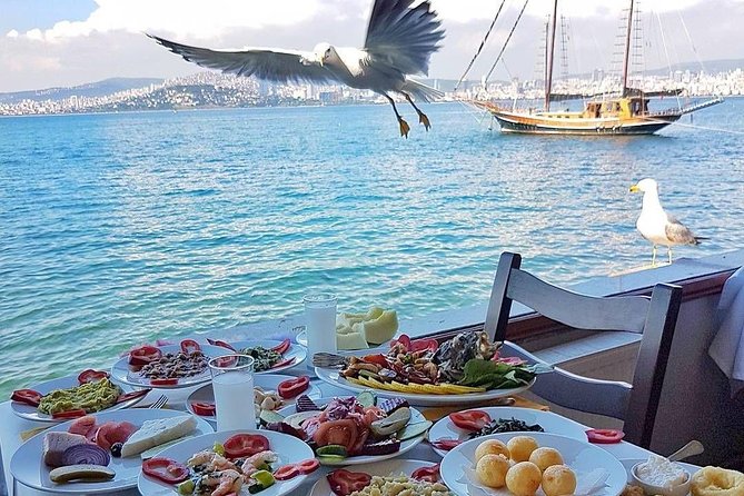 Buyukada Princes’ Island Guided Day Tour with lunch from Istanbul - After lunch: beaches, cafés, craft shops, and how to not lose time
