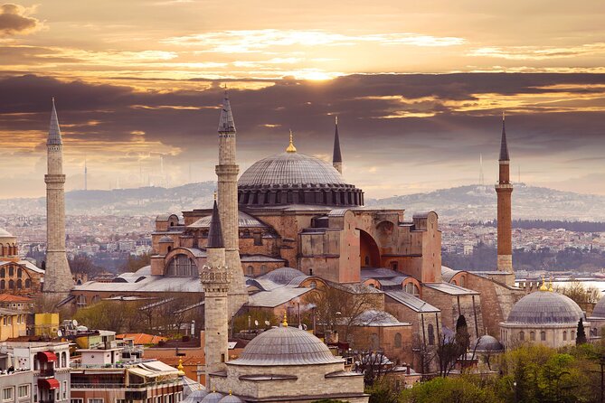 Byzantian and Ottoman City Tour Museum fees Lunch Inc - Hagia Sophia Grand Mosque (1 hour, ticket included): spotting the religious layer switch