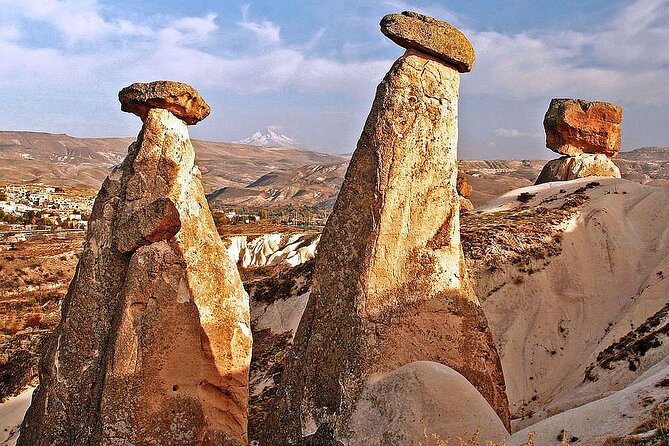 Cappadocia 2 Day Tour from Istanbul by Plane - Devrent, Uchisar, and the Carpet Cooperative: Photo Spots With a Purpose