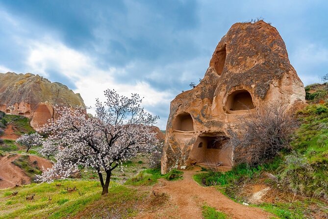 Cappadocia Gems: 3 Days Trip Package with Balloon Ride Option - Day 1 Craft Stops: Helpful Context or Time Sink?