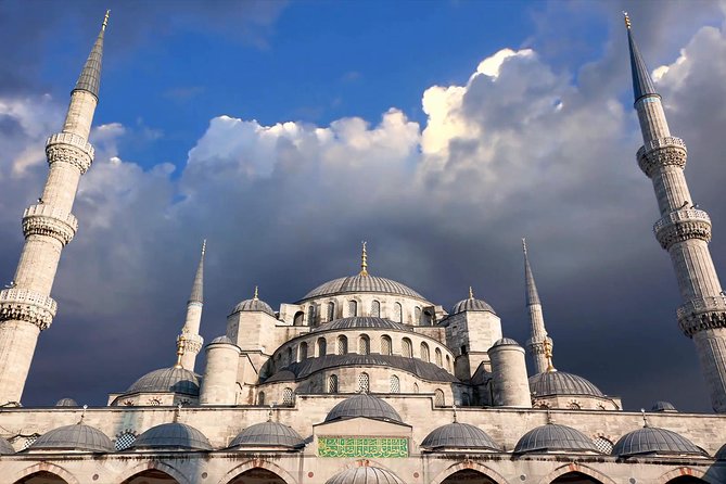 Classic Istanbul Tour Blue Mosque, Hippodrome, Hagia Sophia and Topkapi Palace - Topkapi Palace: Ottoman power, residence, and administration