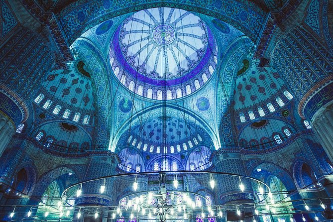 Classic Istanbul Tour Blue Mosque, Hippodrome, Hagia Sophia and Topkapi Palace - Hippodrome Square: the Constantinople circus in modern form