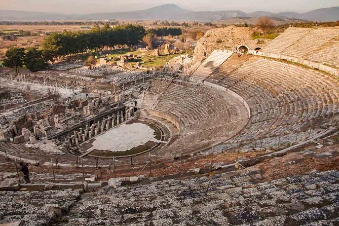 Colors of Turkey - 8 Days - The Aegean move: Pamukkale’s cotton-white terraces and Hierapolis ruins