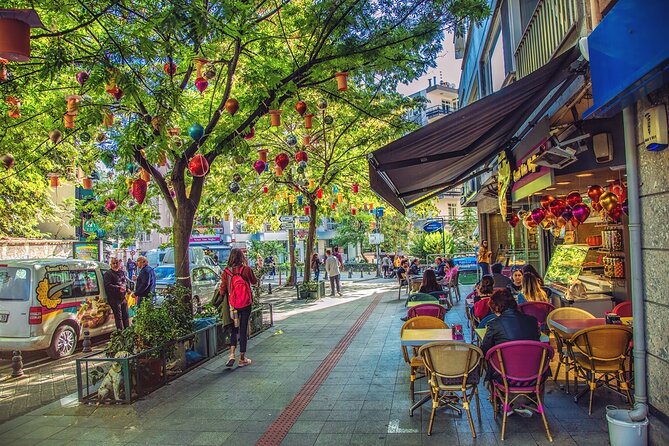 Cross the Bosphorus & Explore Istanbul’s Asian Side Like a Local - Kanlıca Color House and the yogurt-and-housefront neighborhood vibe
