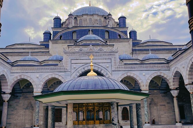 Daily istanbul tour with a licensed guide - Blue Mosque: 15 minutes of free admission done right