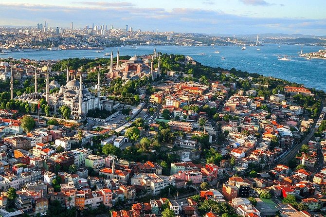 Discover Istanbul in Two Days - Day One: Hagia Sophia and Blue Mosque first, then a market and cistern reset