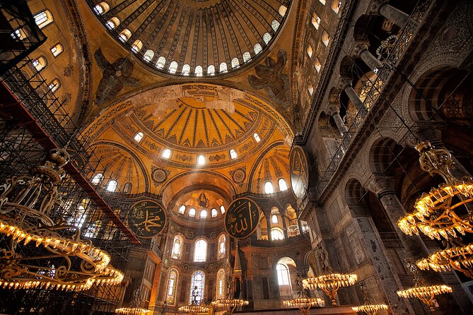 Discoveried The Old City of Istanbul In a Half-Day - Meeting point, group size, and how the day actually runs