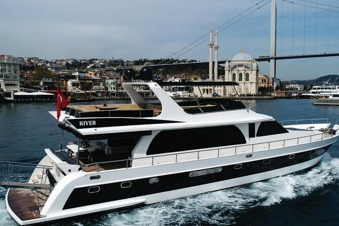 Dolmabahçe Palace and Sunset Tour on Luxury Yacht - Dolmabahçe Palace: the guide makes the difference