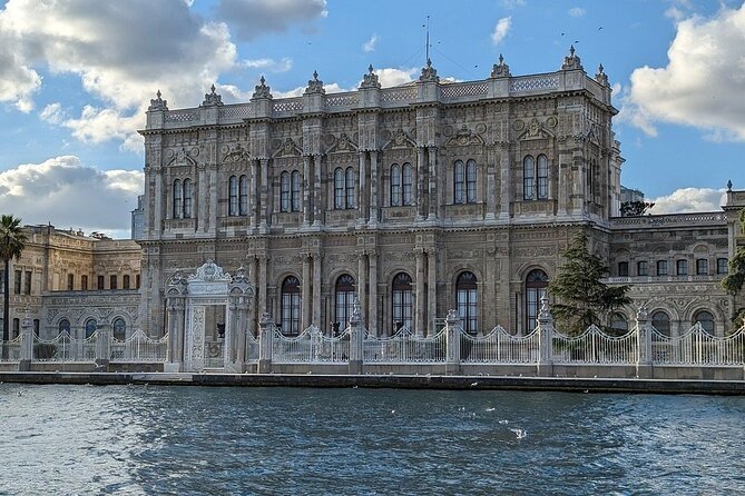 Dolmabahçe Palace and Sunset Tour on Luxury Yacht - Galata Tower viewpoint: a bonus sight to plan for