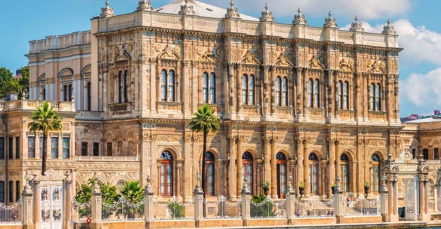 Dolmabahce Palace & Harem Skip-the-Line Entry & Audio Guide - The Harem section: the palace’s private world